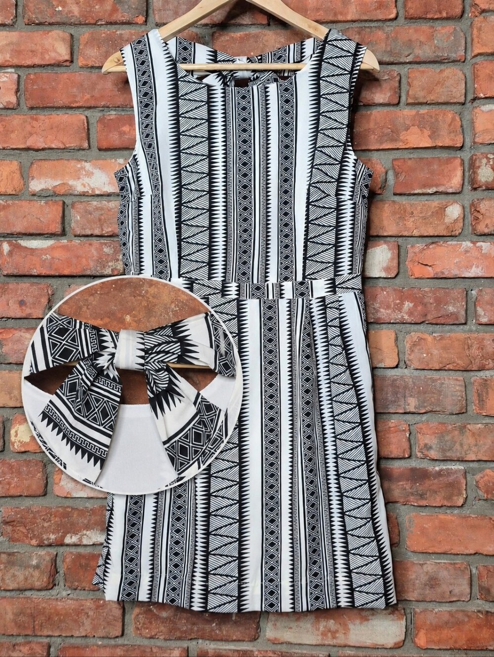 Maison Coupe Black White Geometric Print Bow Back Sleeveless Sheath Dress